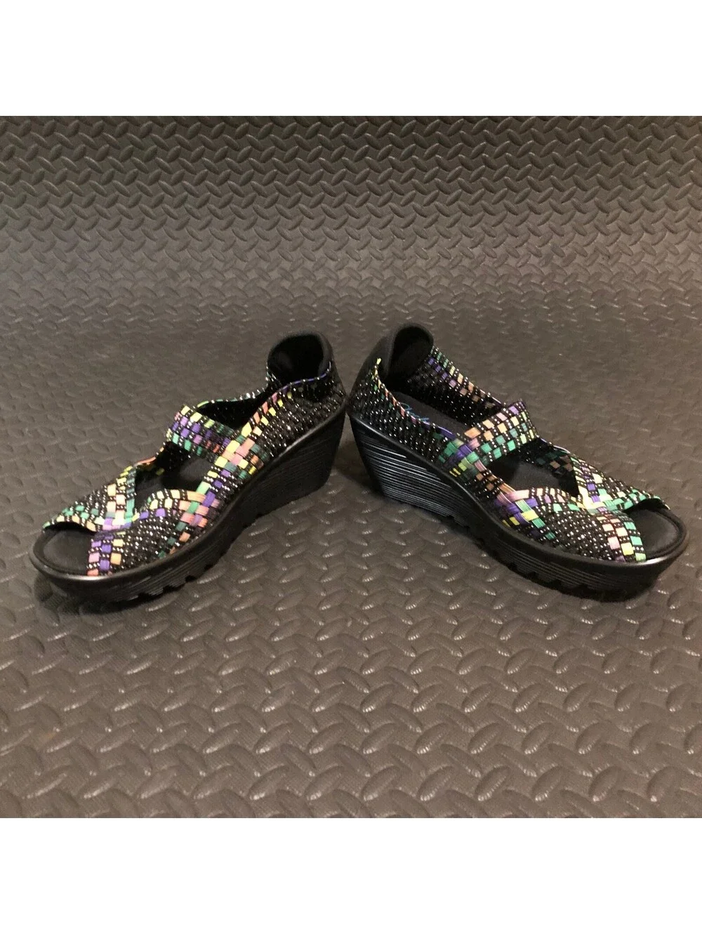 Skechers Memory Foam Parallel Multicolor Weave Wedge Sandals Size 9